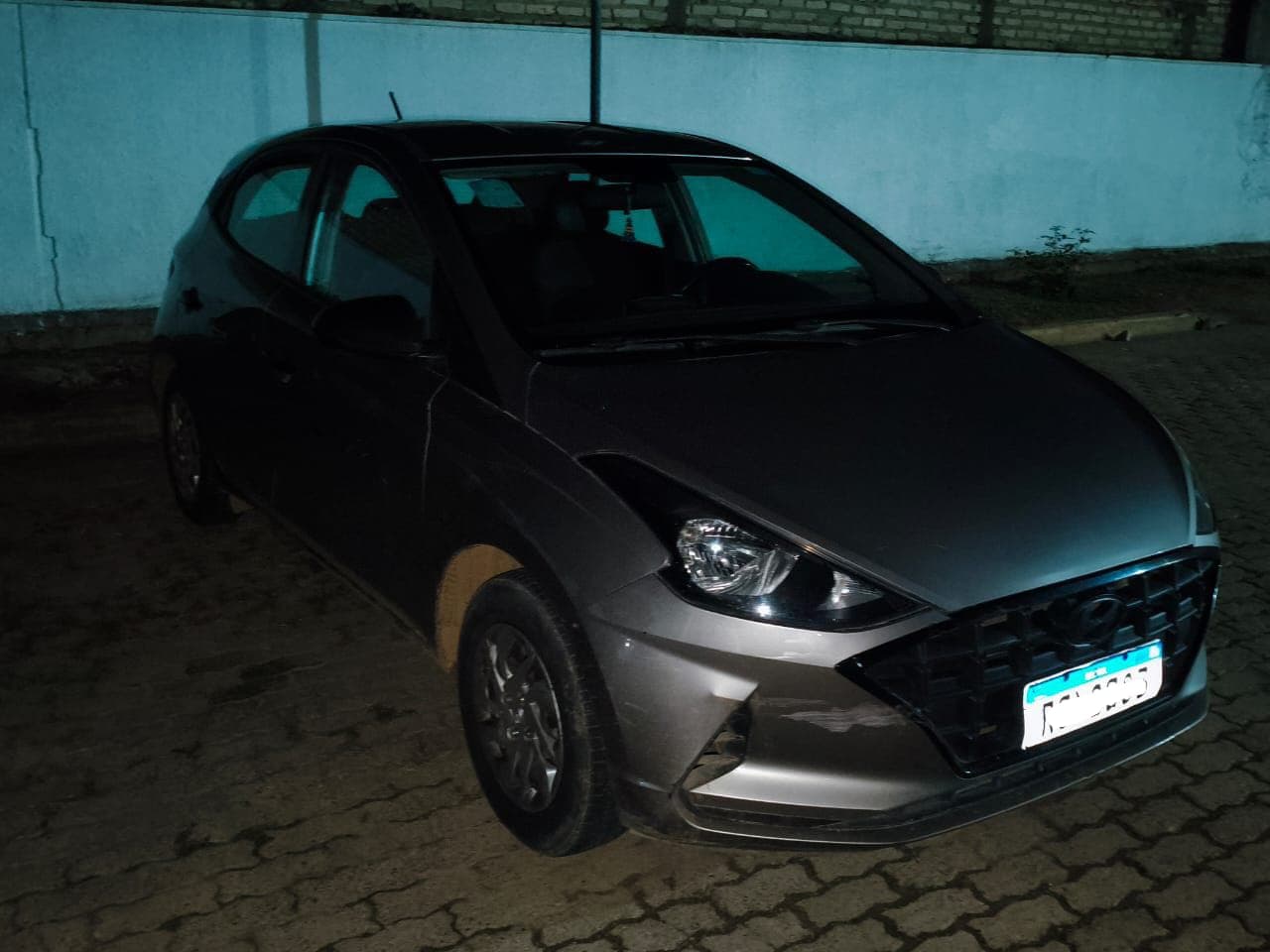 Casal é preso em motel por assaltos a motoristas de app em Vitória da Conquista, Bahia