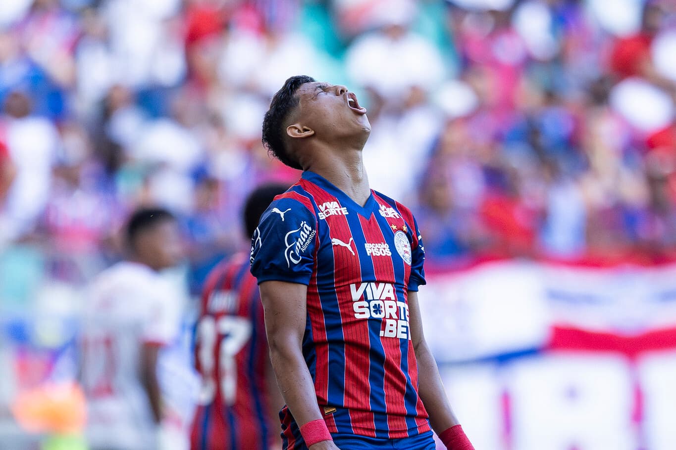 Bahia corre risco de sair do G-6 após confronto contra o Internacional