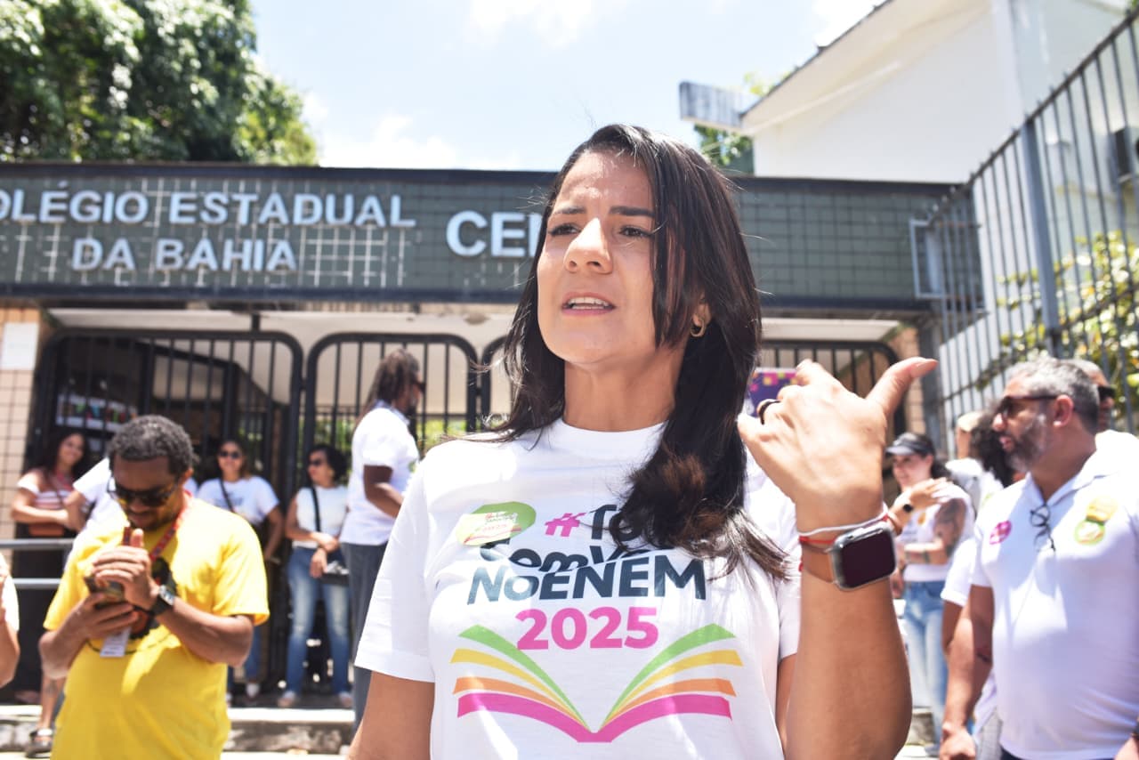 Secretária da Educação acompanha Enem 2025 e garante apoio em Salvador