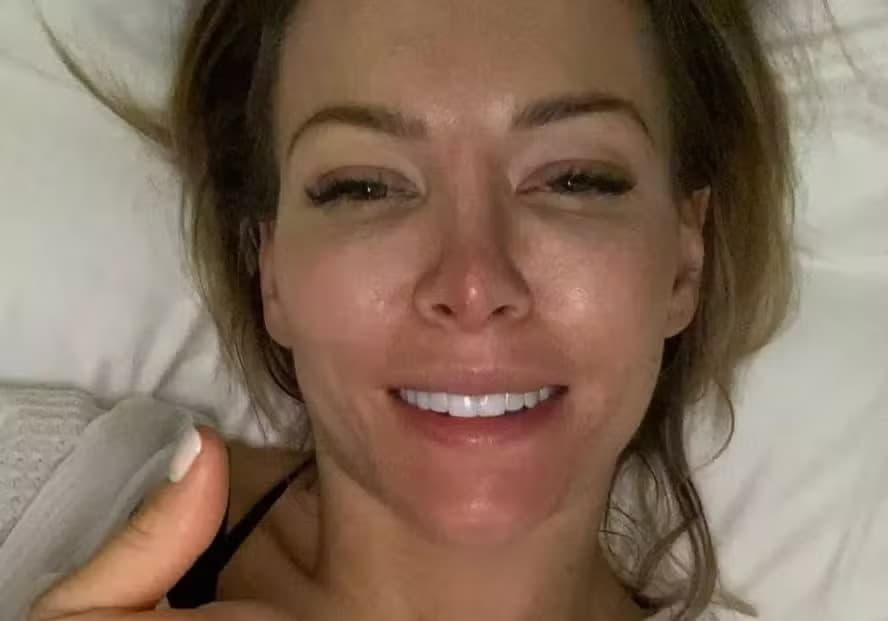 Mulher finge câncer terminal para enganar namorado e é condenada em Derby, Inglaterra