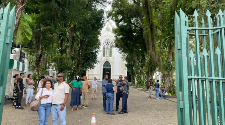 Padre Carlos Augusto da Cruz Silva morre em desabamento na Mata Escura, Salvador