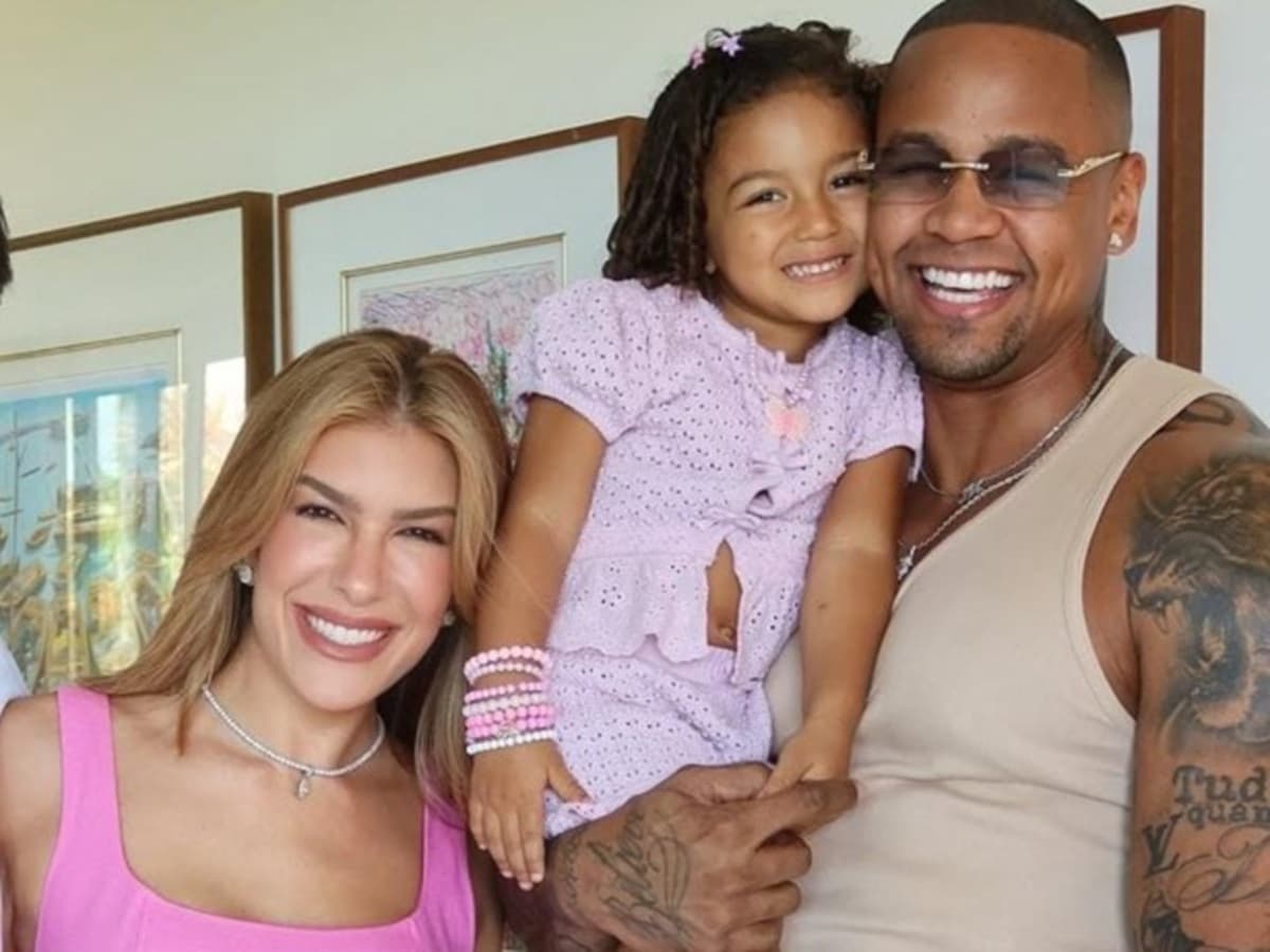 Lore Improta fala sobre desafios da primeira gestação em evento em SP