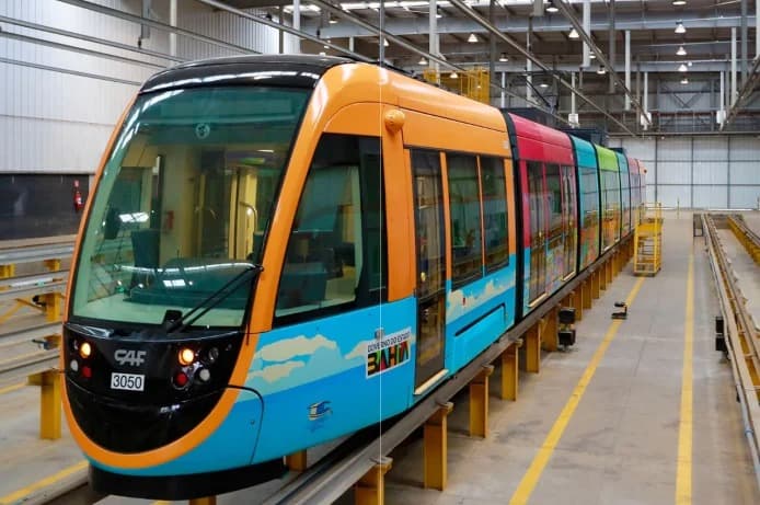VLT entre Paripe e Águas Claras em Salvador será concluído em agosto de 2028