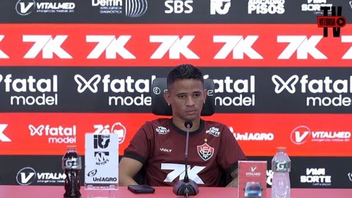 Erick vê duelo com Palmeiras como crucial para o Vitória em SP
