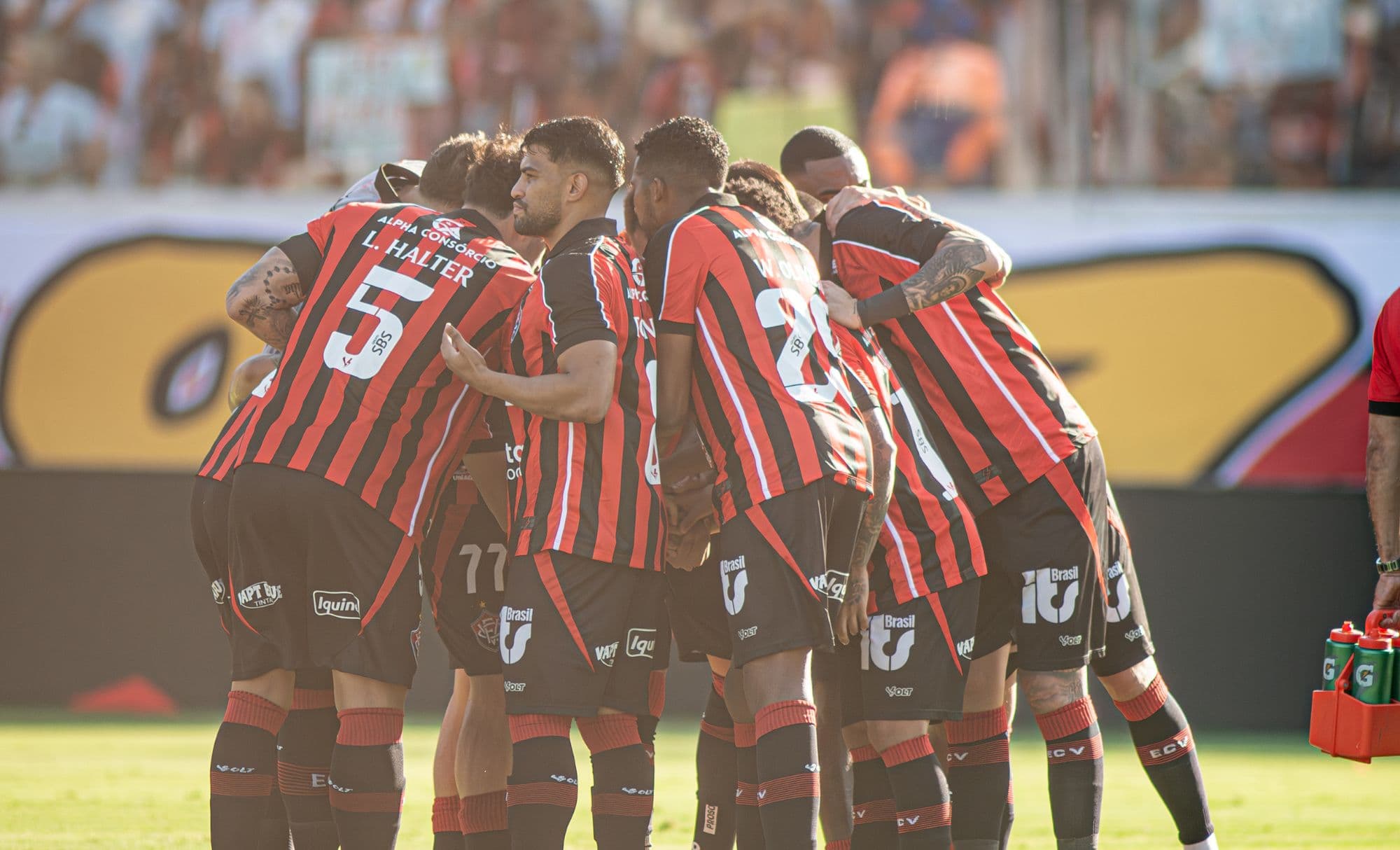 Vitória perde Willian Oliveira por suspensão em jogo contra o Sport em Recife