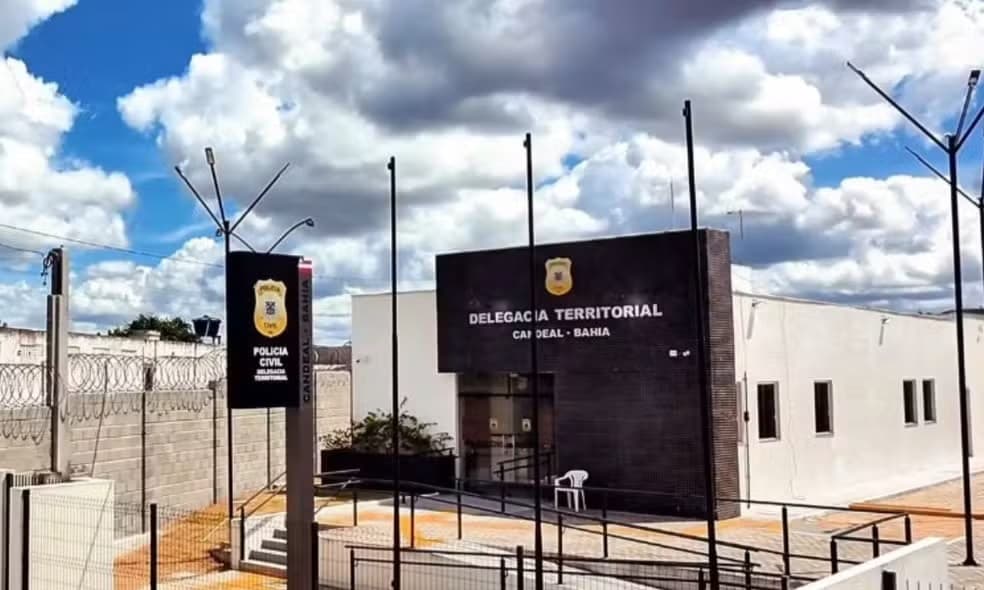 Mulher é agredida com socos e chicote em briga com vizinha em Candeal, Bahia