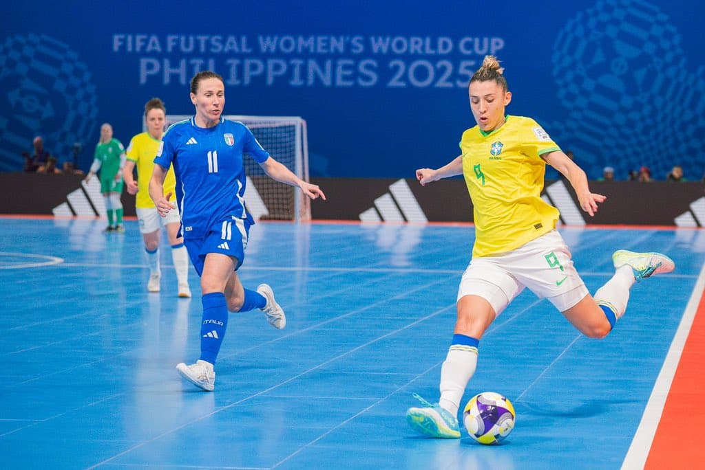 Brasil vence Itália por 6 a 1 e segue invicto no Mundial Feminino de Futsal