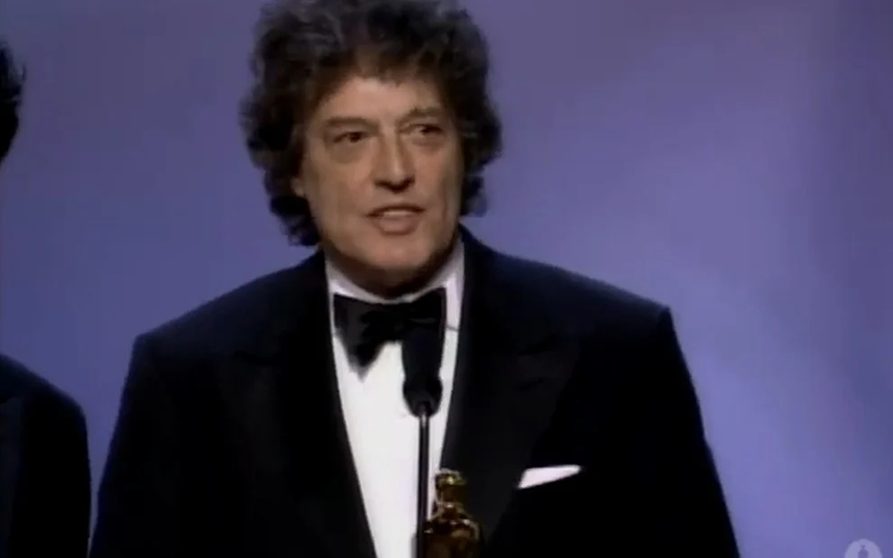 Morre aos 88 anos o cineasta Tom Stoppard, vencedor do Oscar em 1998