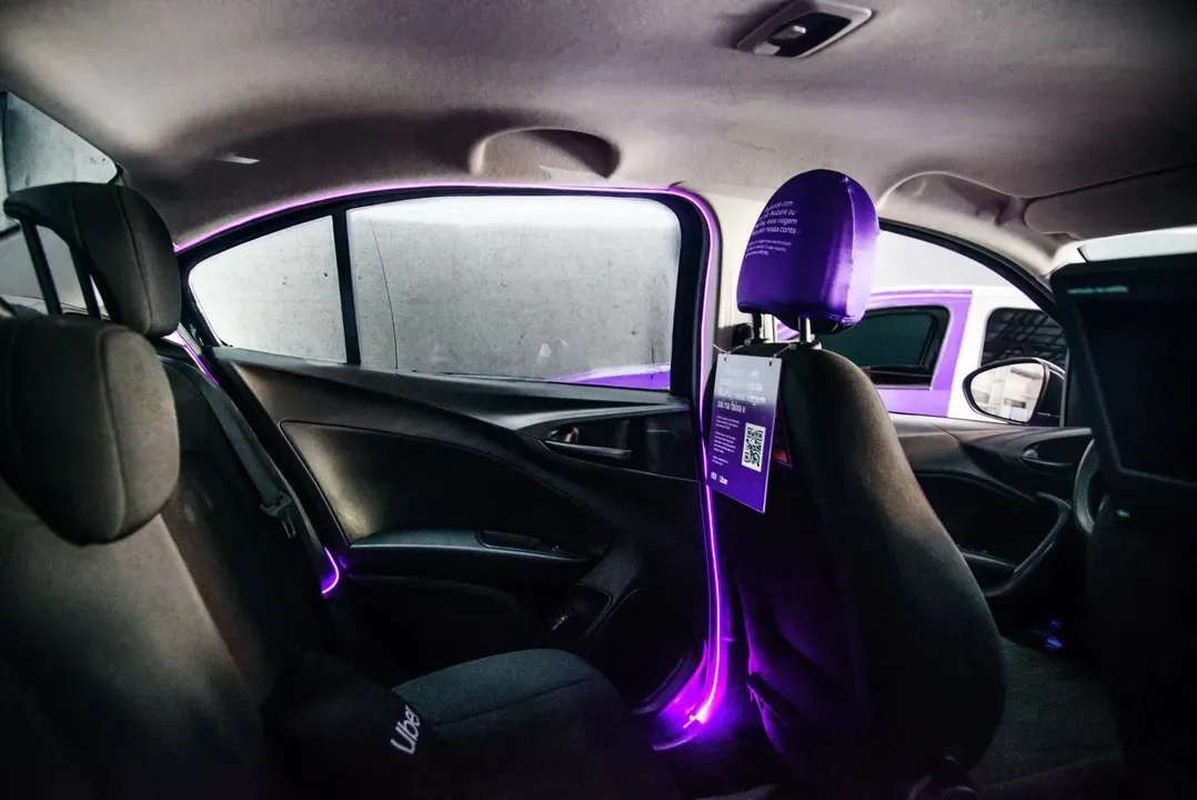 Uber lança carros autônomos sem motoristas em Abu Dhabi, primeiro fora dos EUA