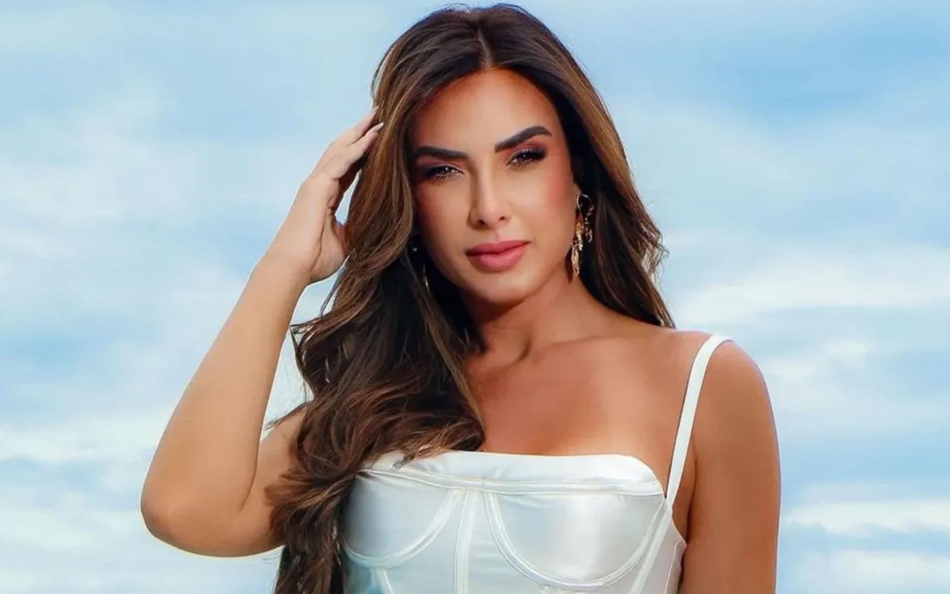 Nicole Bahls e Samuel Lino, do Flamengo, vistos juntos no Rio de Janeiro