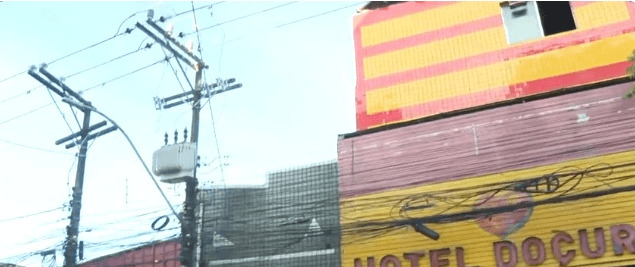 Homem morre após incêndio em hotel na Calçada, Salvador; causas em investigação