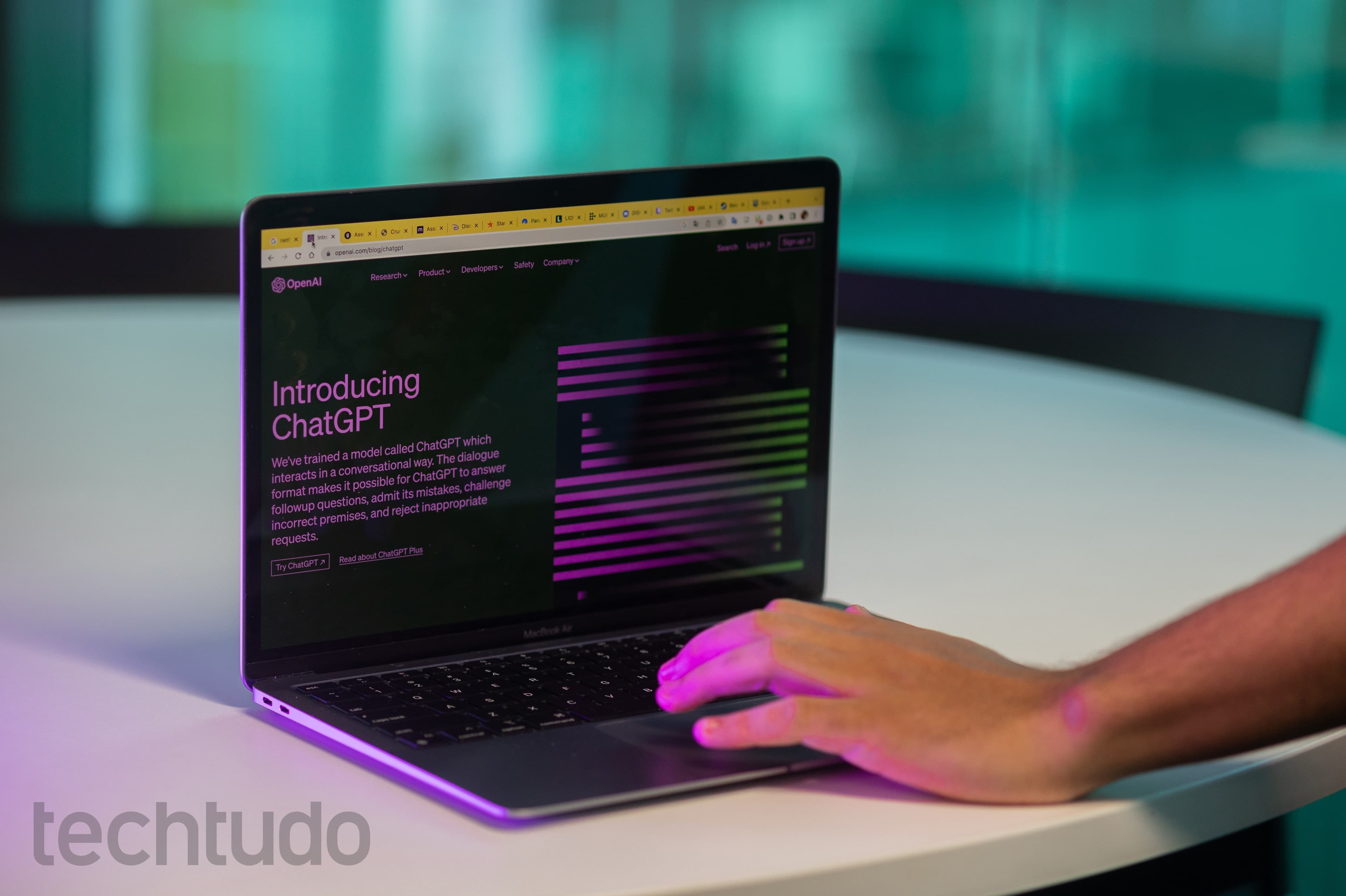 ChatGPT apresenta falhas e usuários relatam problemas nesta terça-feira