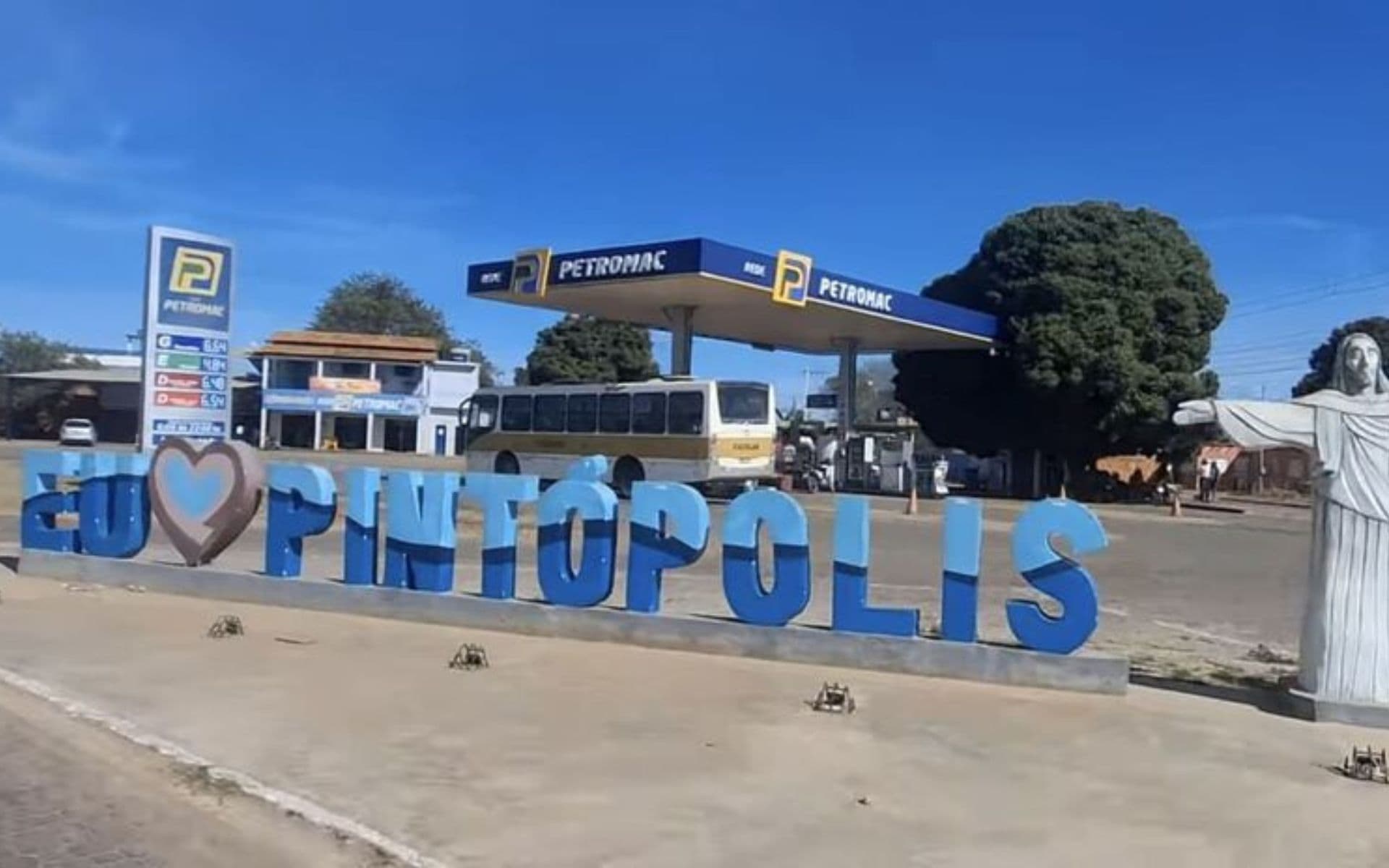 Descubra 10 cidades brasileiras curiosas e suas histórias intrigantes