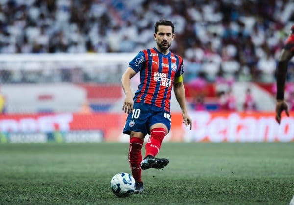 Bahia renova contrato com Everton Ribeiro até 2026 e garante seu capitão
