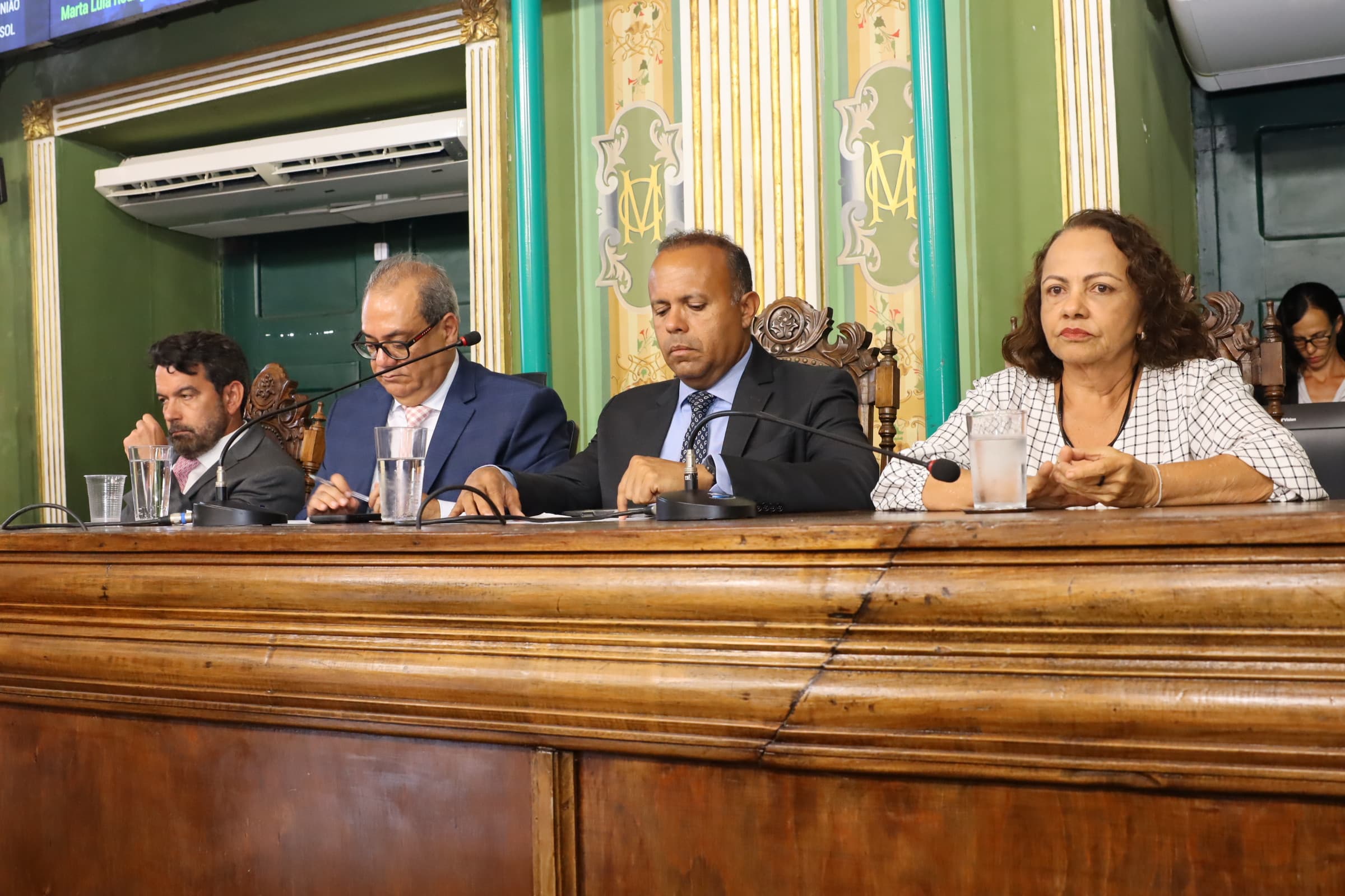 Câmara de Salvador Aprova Orçamento de R$ 15 Bilhões e PPA 2026-2029