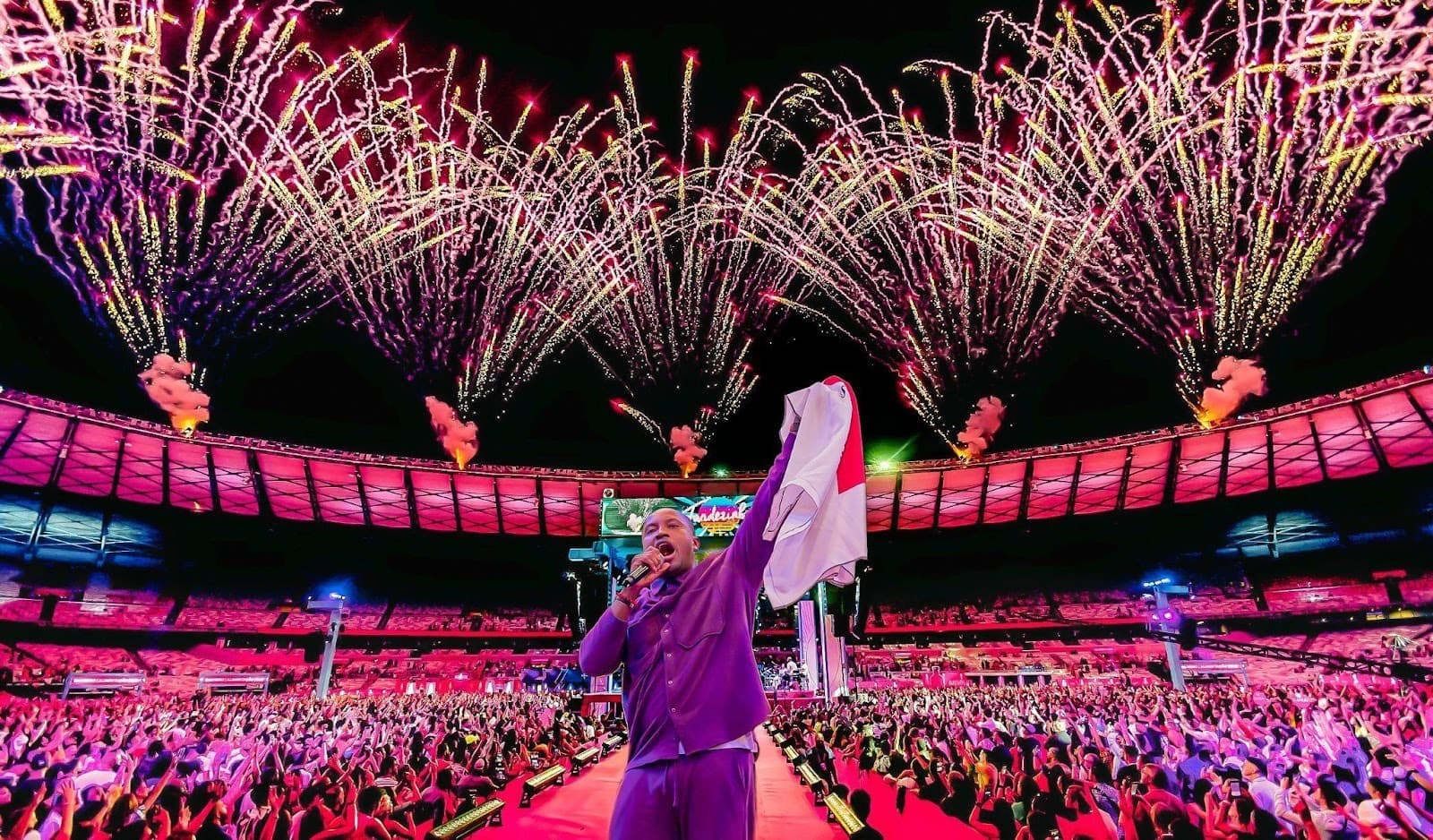 Tardezinha de Thiaguinho confirma nova turnê só em 2028