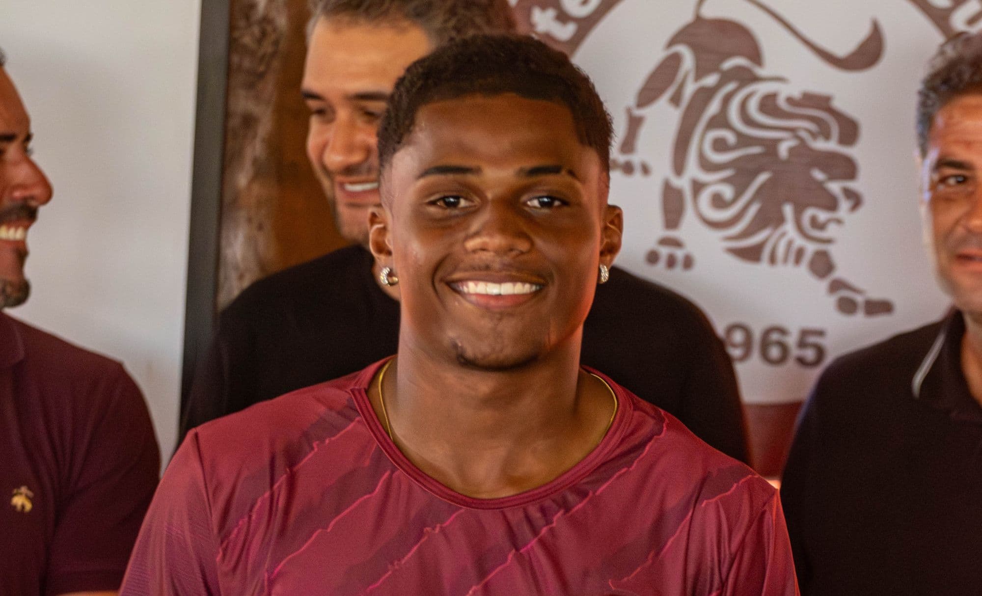 Adriano Junior se destaca e quer seguir passos do pai no Jacuipense