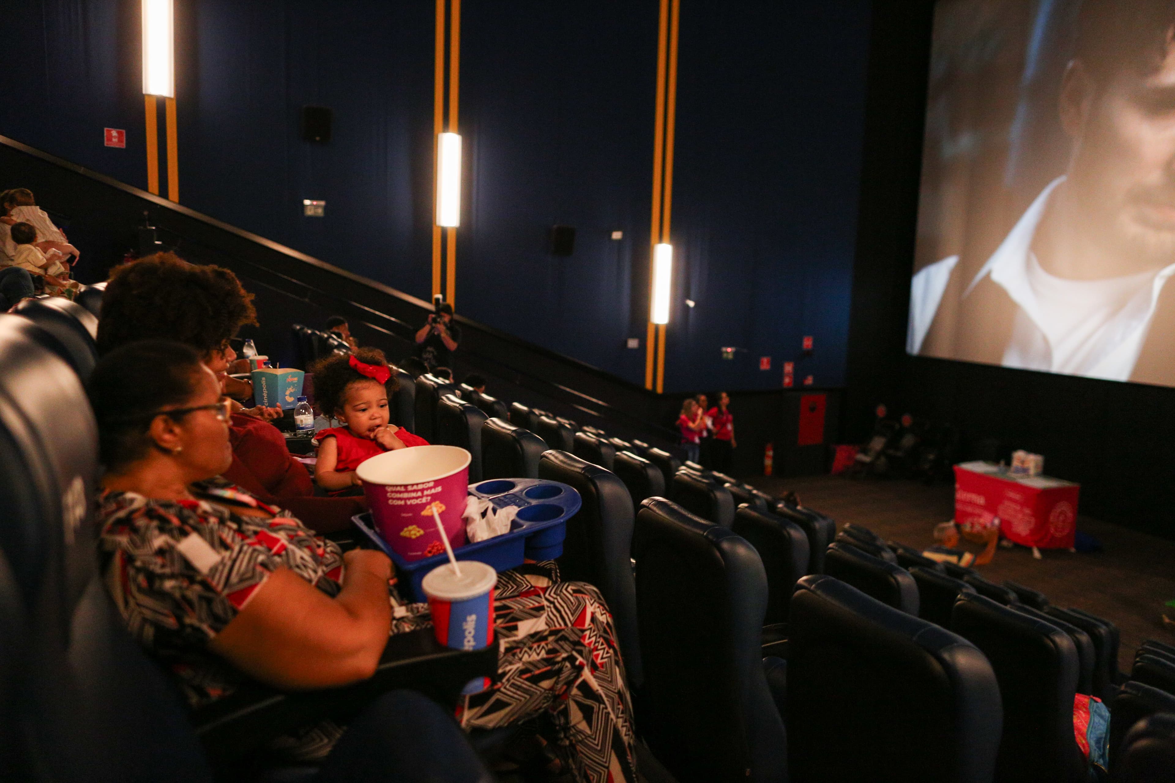 Cinesystem oferece um ano de cinema e pipoca grátis em 2026