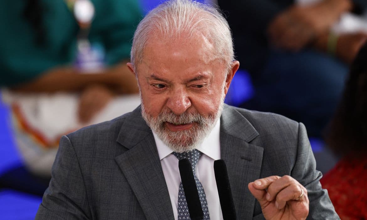 Lula ordena expulsão de auditor da CGU após agressão no DF