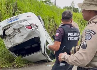Funcionário de fábrica de chocolate morre em capotamento na BR-415