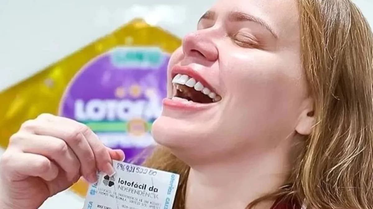 Ex-BBB Paulinha Leite é Processada Pela Caixa por Bolões de Loteria