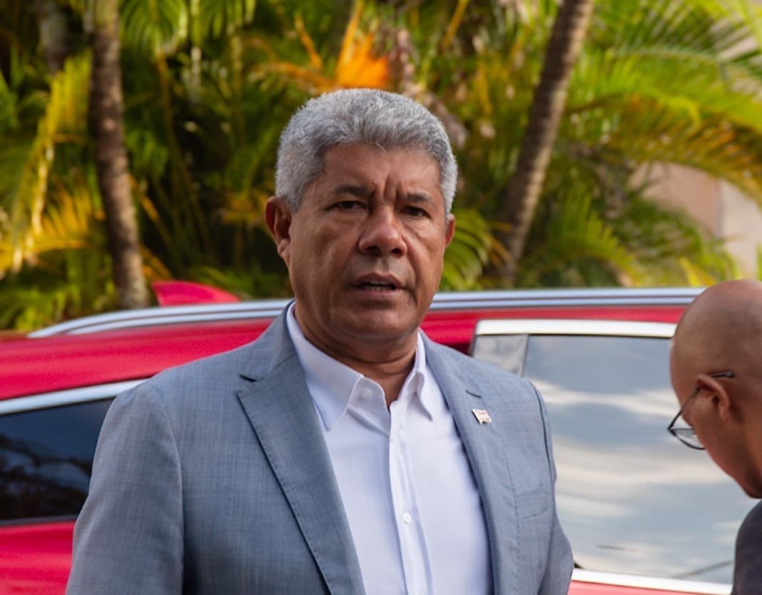 Jerônimo Rodrigues critica operação dos EUA que capturou Maduro