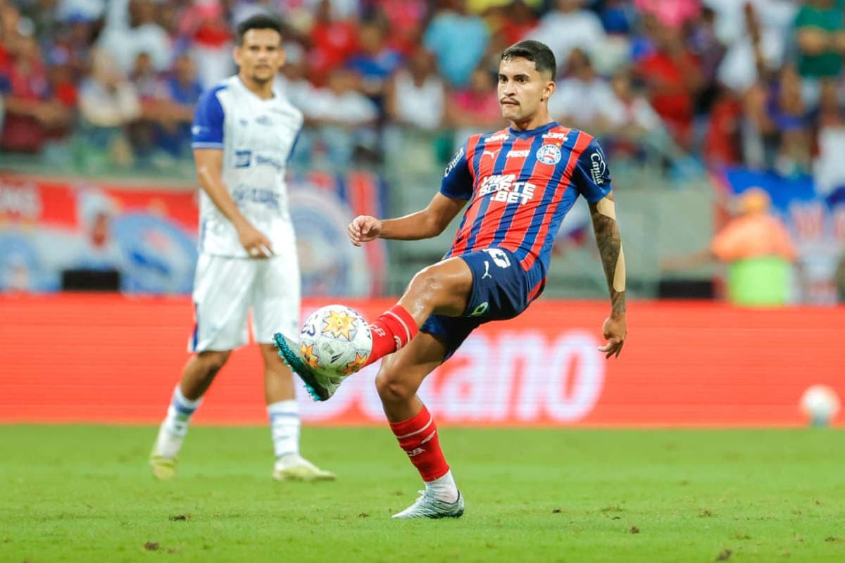 Nestor brilha com assistência na estreia do Bahia e celebra momento