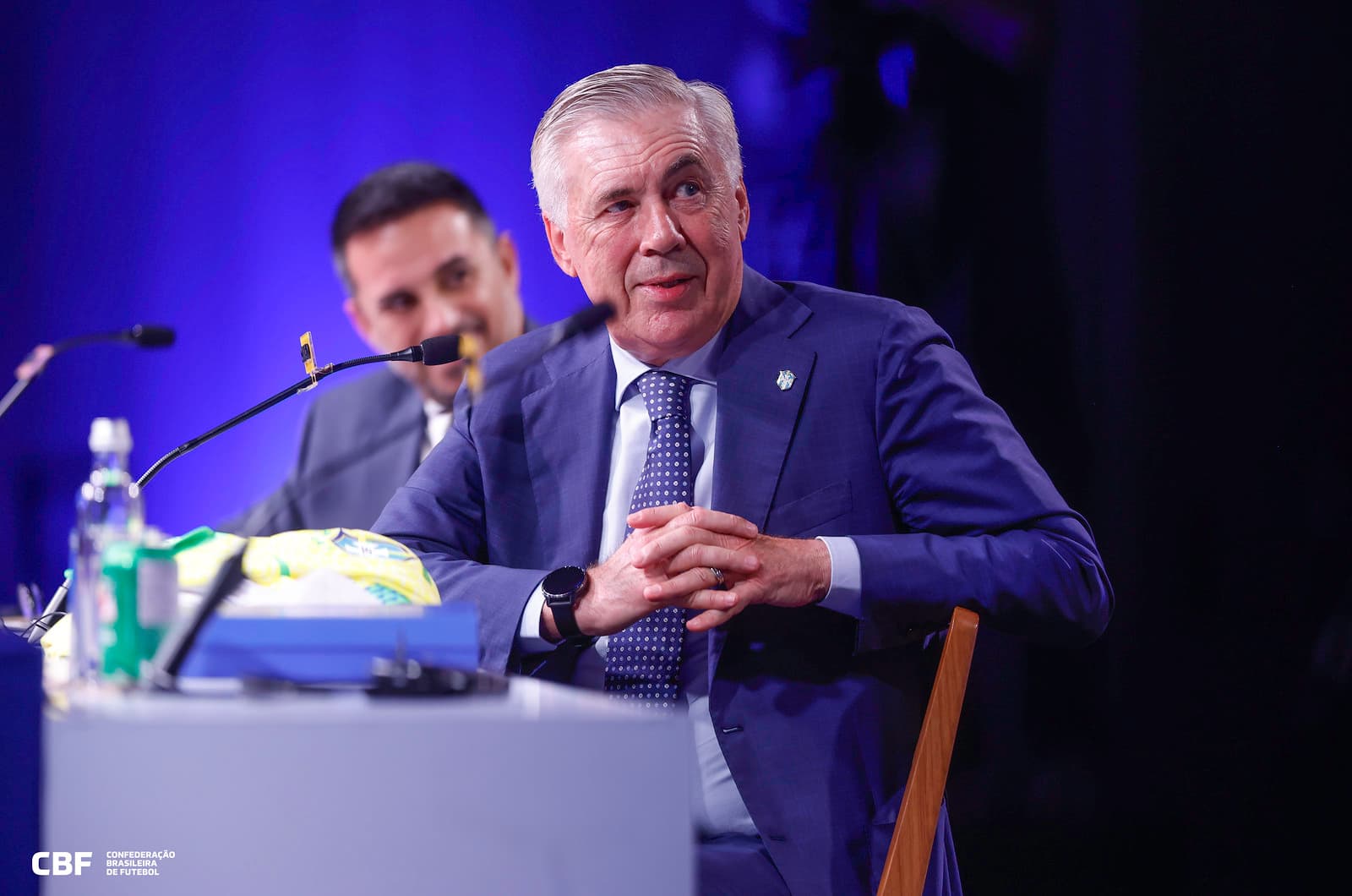 CBF planeja amistoso no Maracanã como despedida da seleção