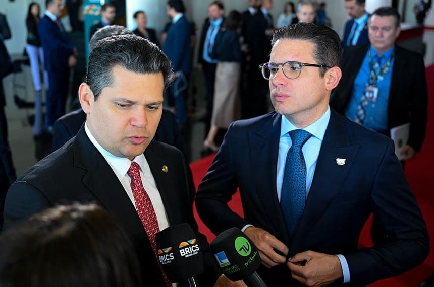 Congresso Retoma Trabalhos Sob Pressão do Caso Banco Master e Eleições