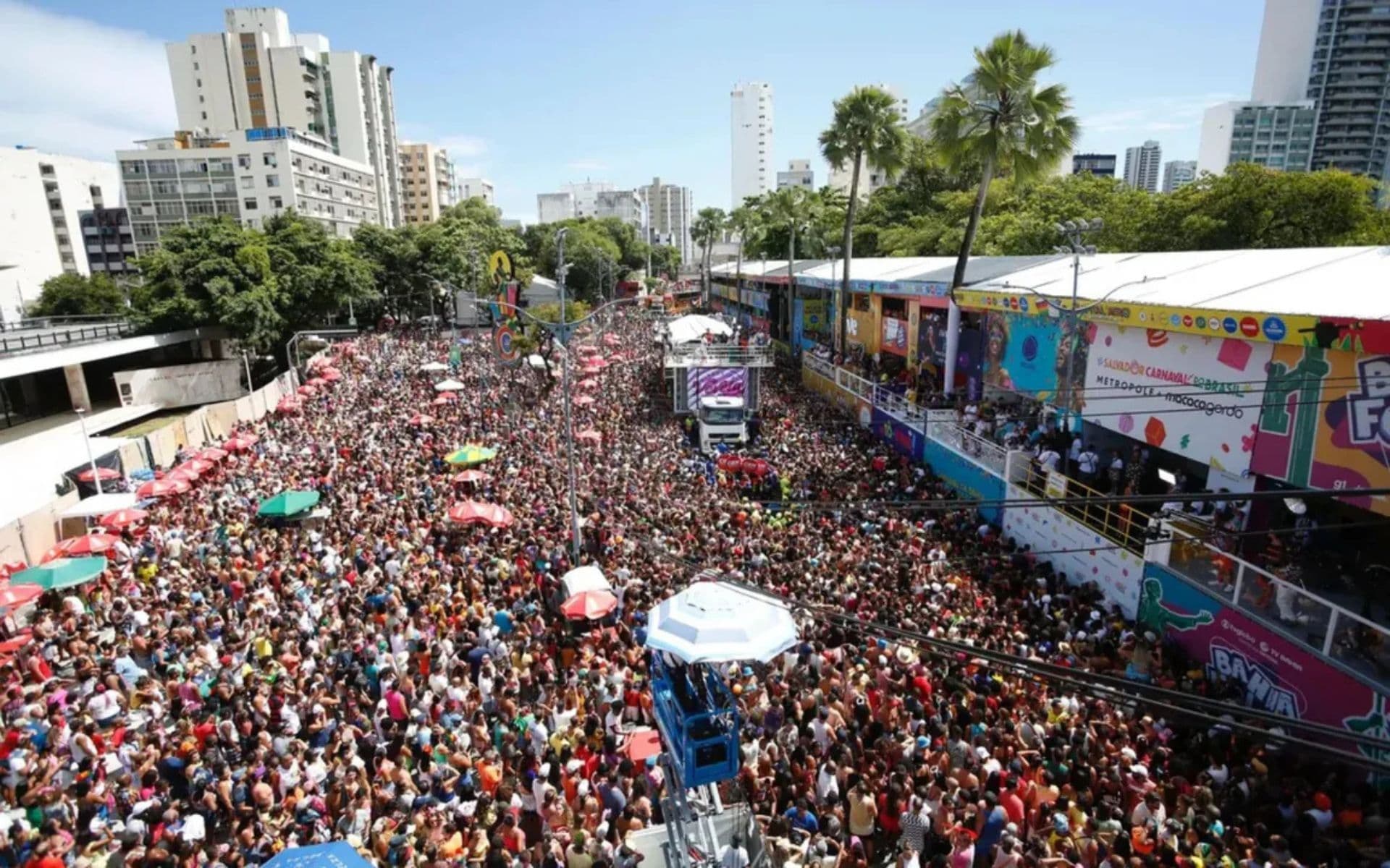 Salvador projeta Carnaval recorde em 2026 com alta de turistas e hotéis cheios