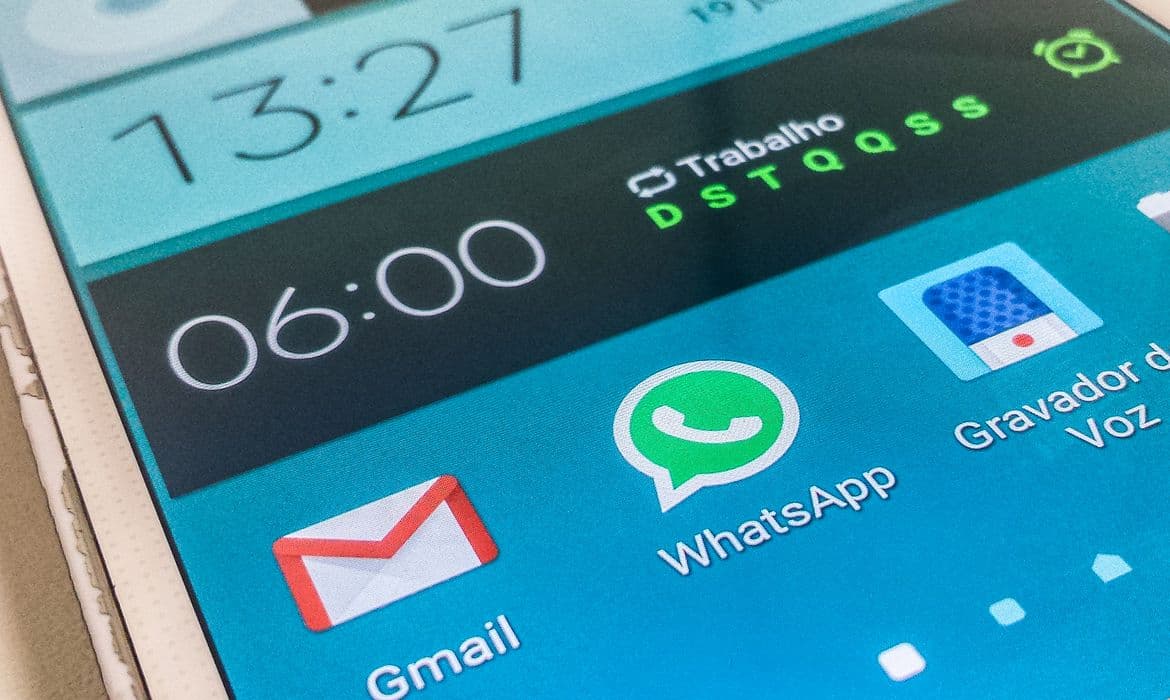 WhatsApp muda regras de privacidade para jovens no Brasil