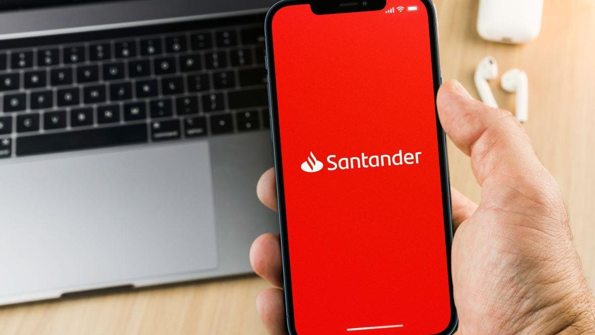 Santander Alerta Clientes Sobre Onda de Golpes Com Falsa Identidade
