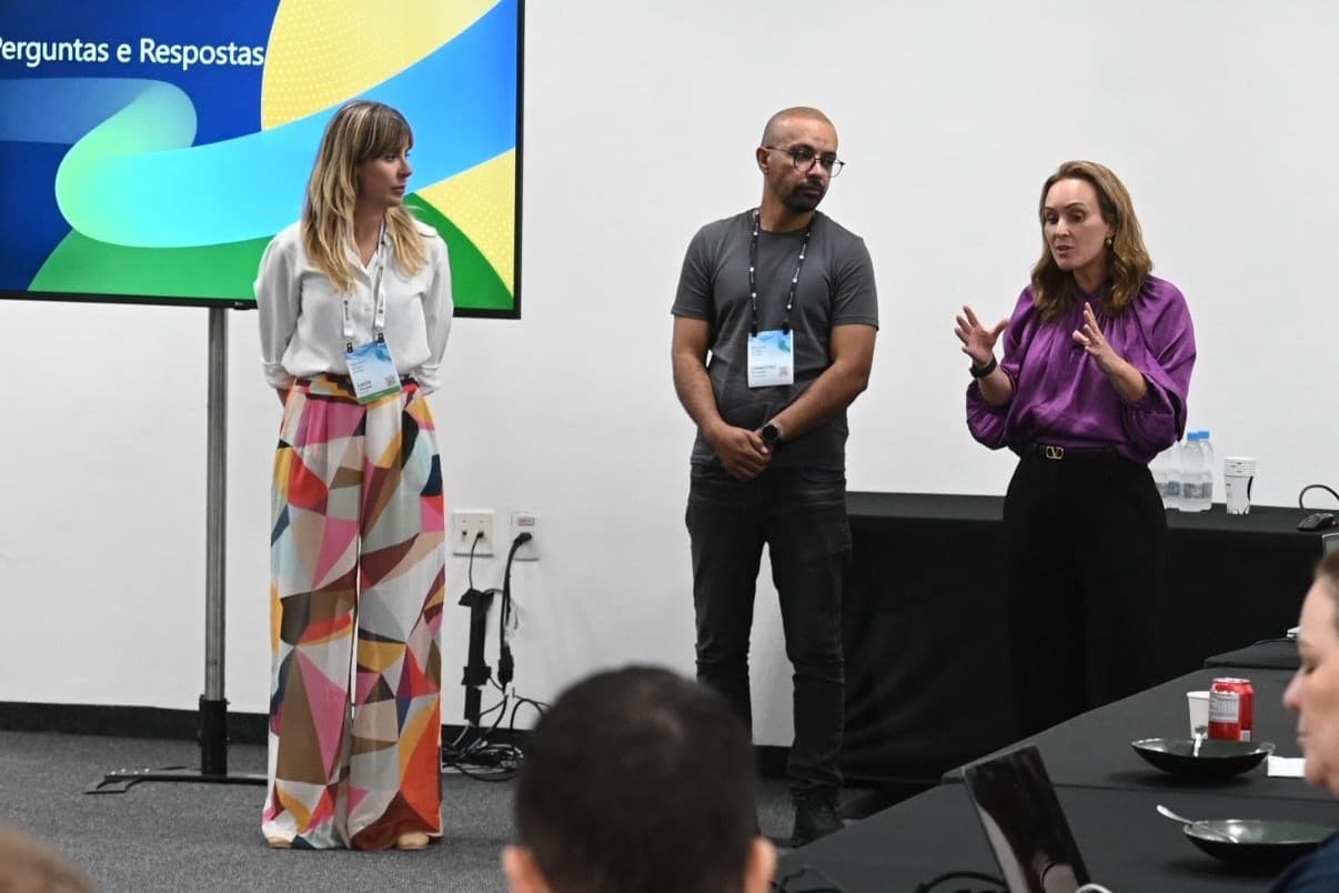 Microsoft e Gerando Falcões lançam programa para capacitar jovens em IA