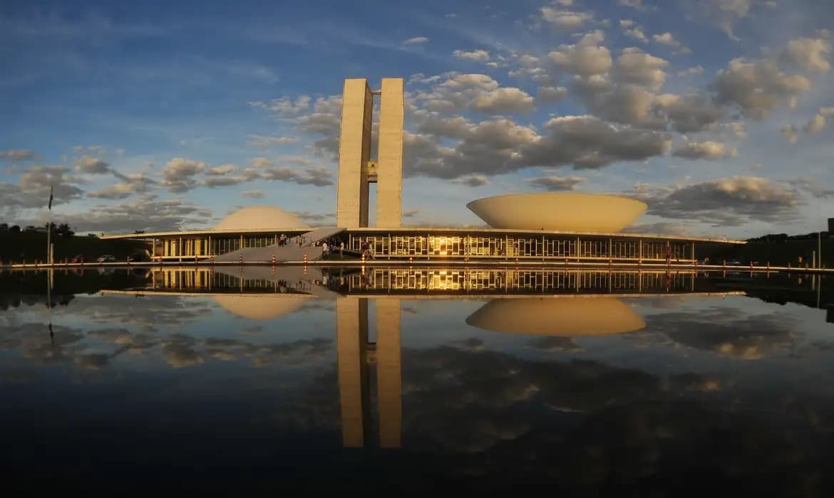 Congresso acelera votações e depoimentos após Carnaval