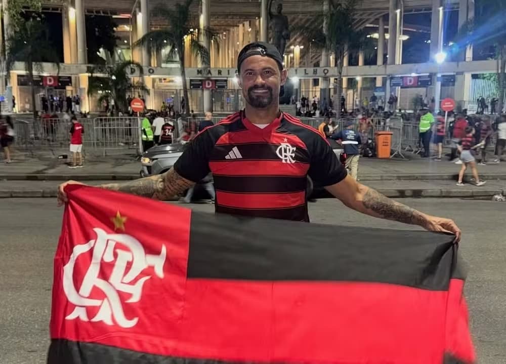 Justiça do Rio revoga condicional e expede prisão para ex-goleiro Bruno