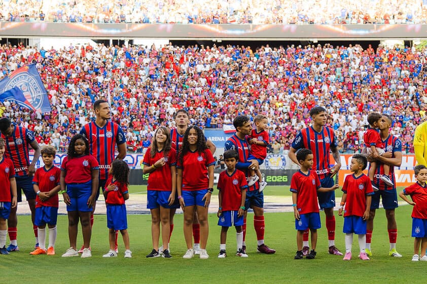Bahia: Ceni avalia Nico Acevedo na lateral-direita contra o Internacional