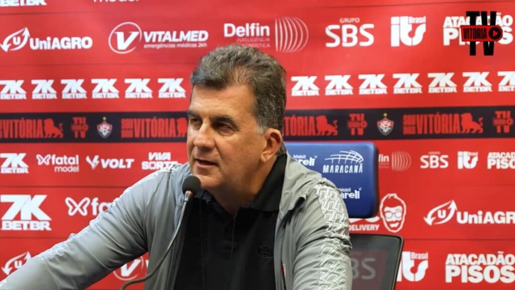 Fábio Mota, presidente do Vitória, critica atuação e detalha busca por reforços