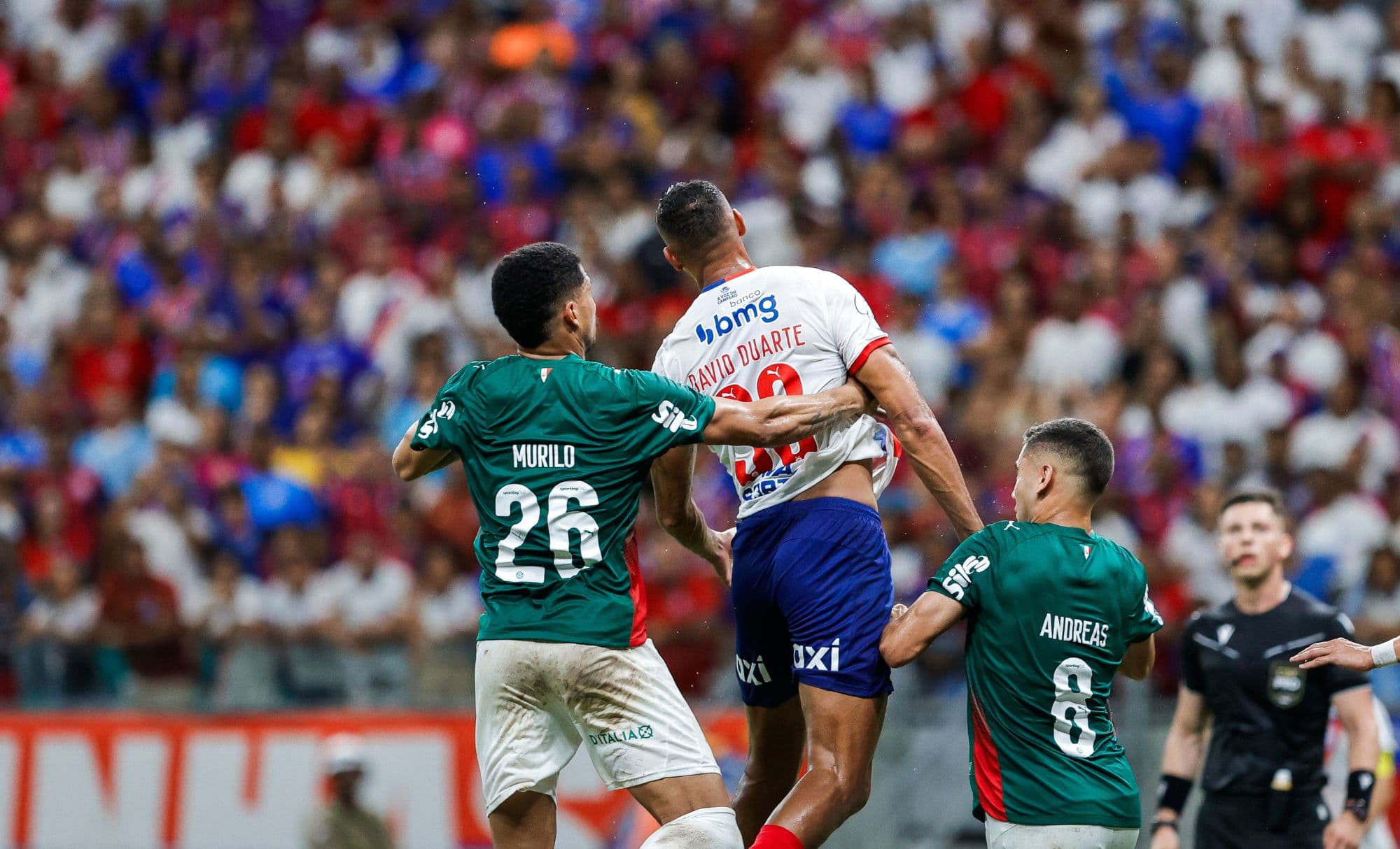 VAR Bahia Palmeiras: CBF não divulga áudio de gol polêmico na Fonte Nova