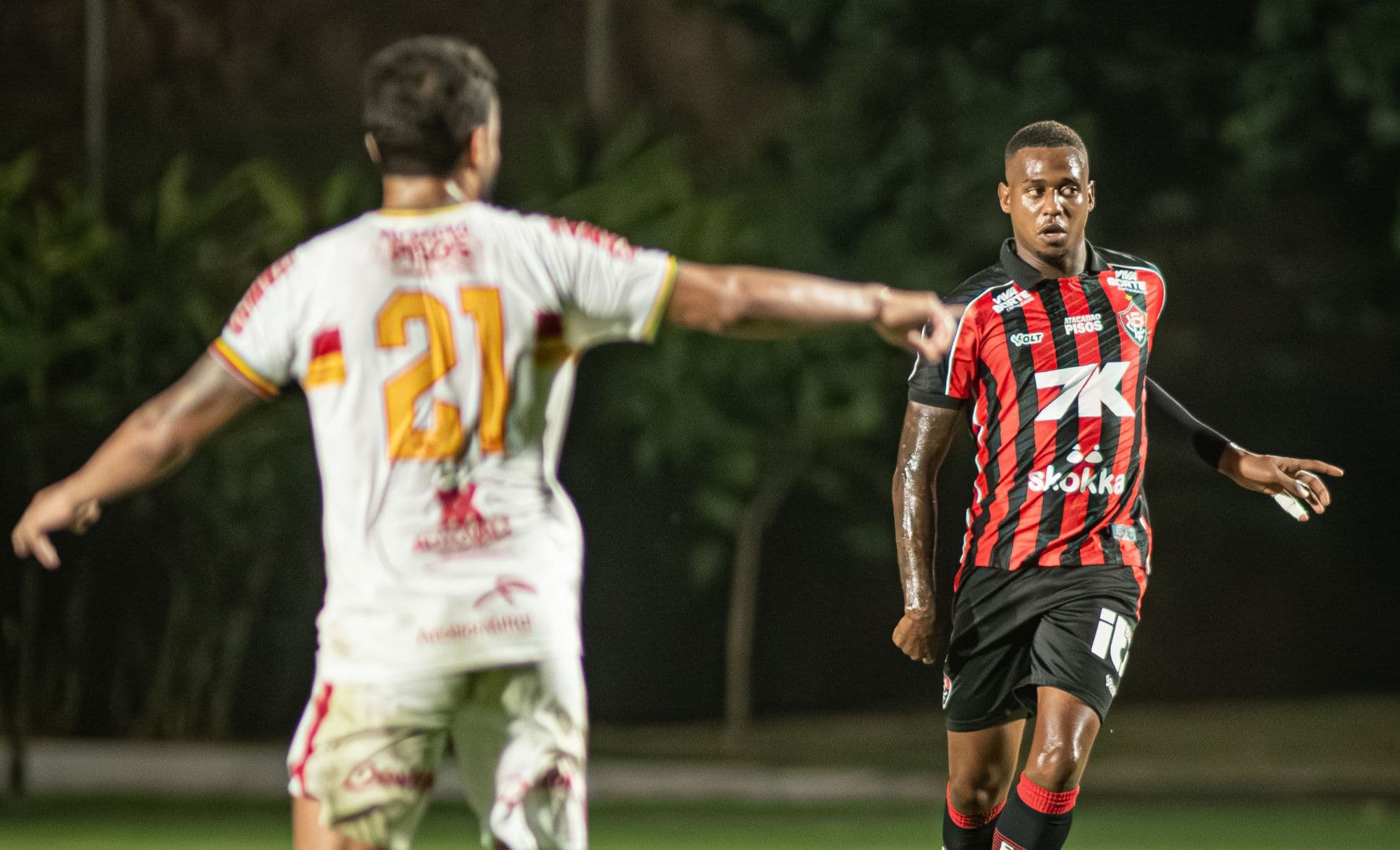 Vitória mantém invencibilidade contra a Juazeirense no Barradão pela Copa do Nordeste