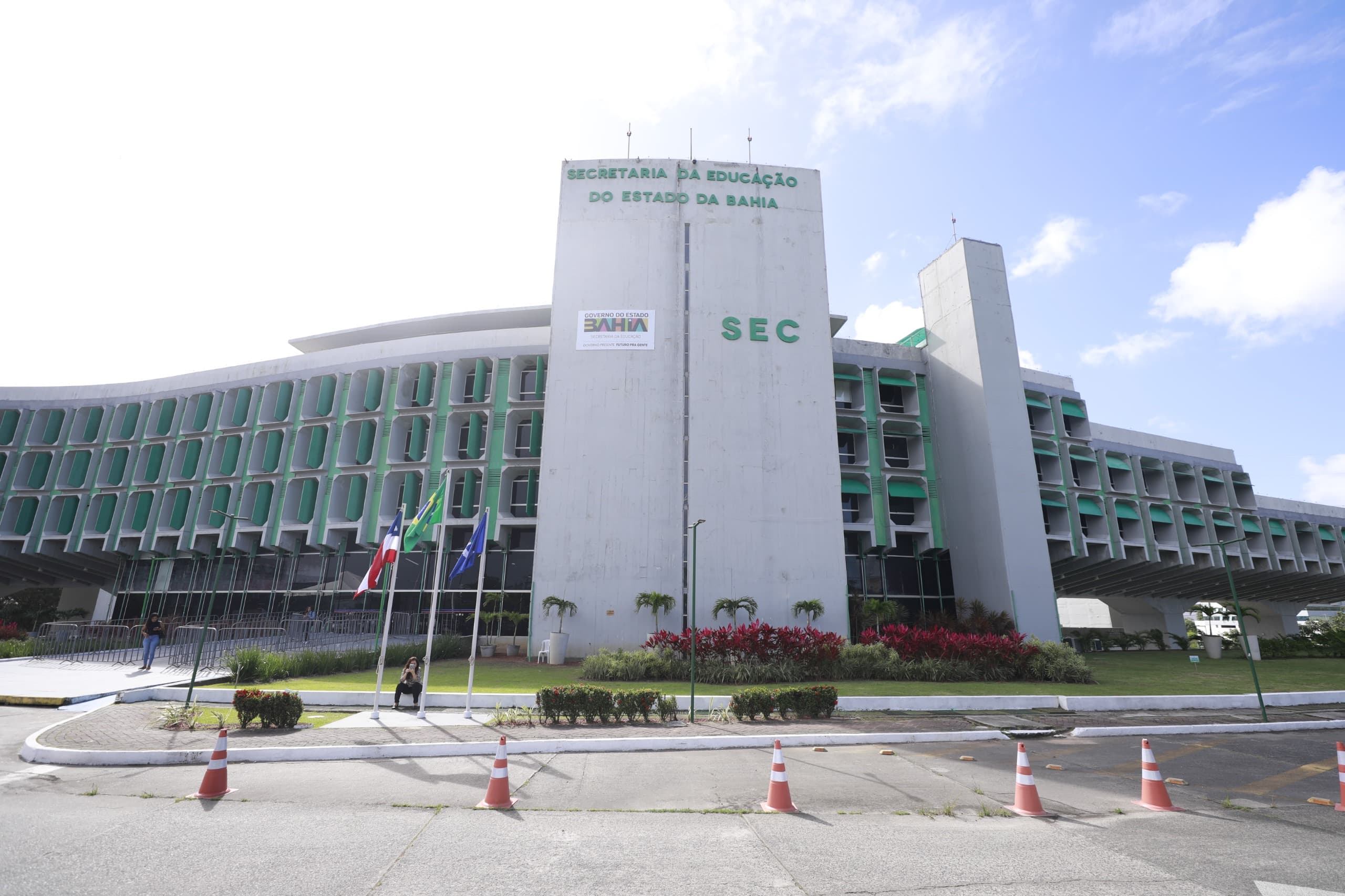 SEC Bahia presta assistência após denúncia de abuso em escola de Salvador