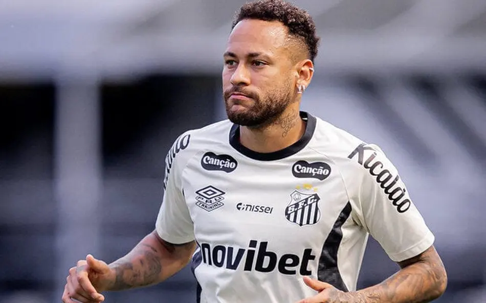 Neymar Santos é vaiado e reage após derrota do Santos na Vila Belmiro