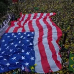 "Bandeirão" dos Estados Unidos na Avenida Paulista -