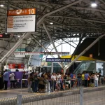 A nova reunião está marcada para as 9h desta terça-feira -