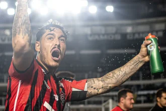Lucas Halter, zagueiro do Vitória -