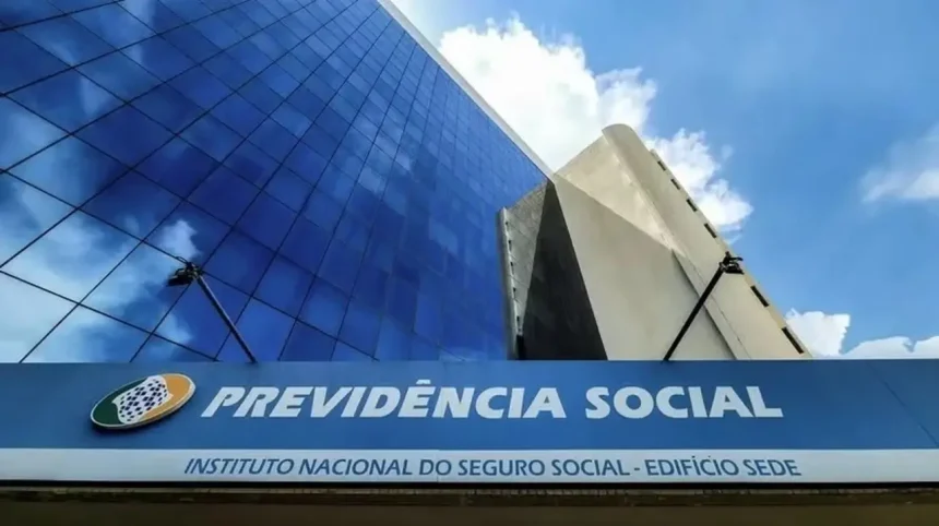Foram cumpridos dois mandados de busca e apreensão -