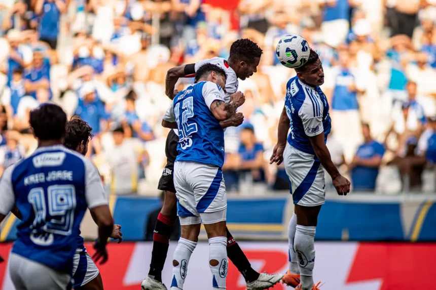 Vitória e Cruzeiro se enfrentaram pela 31ª rodada do Brasileirão -